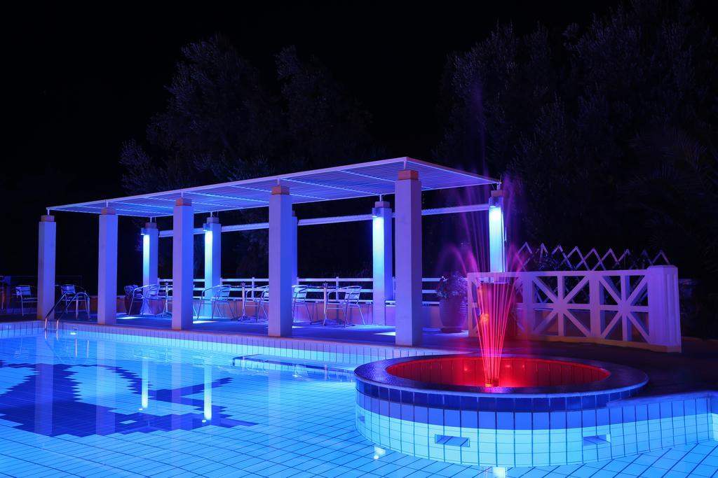 Sea Sun Aparthotel Plomari Buitenkant foto