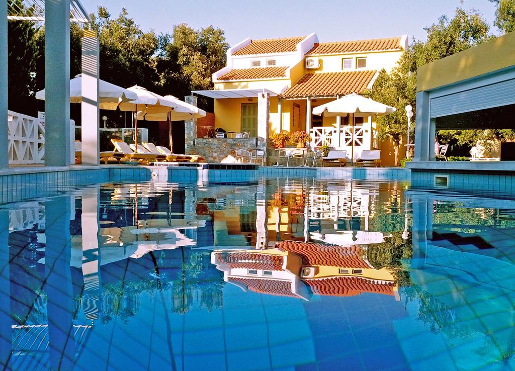 Sea Sun Aparthotel Plomari Buitenkant foto