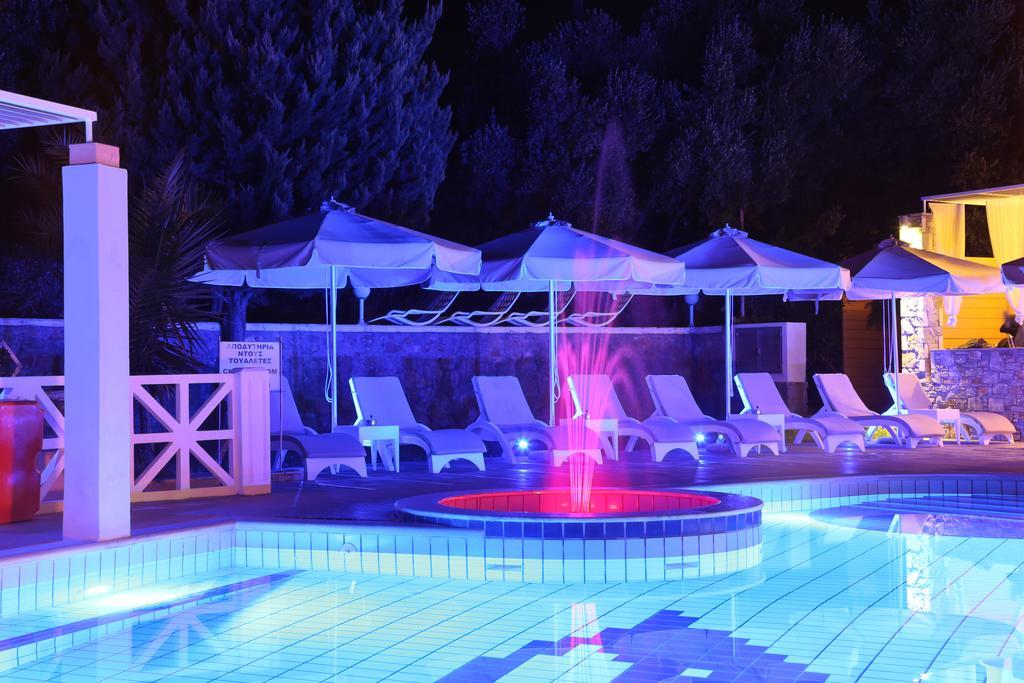 Sea Sun Aparthotel Plomari Buitenkant foto